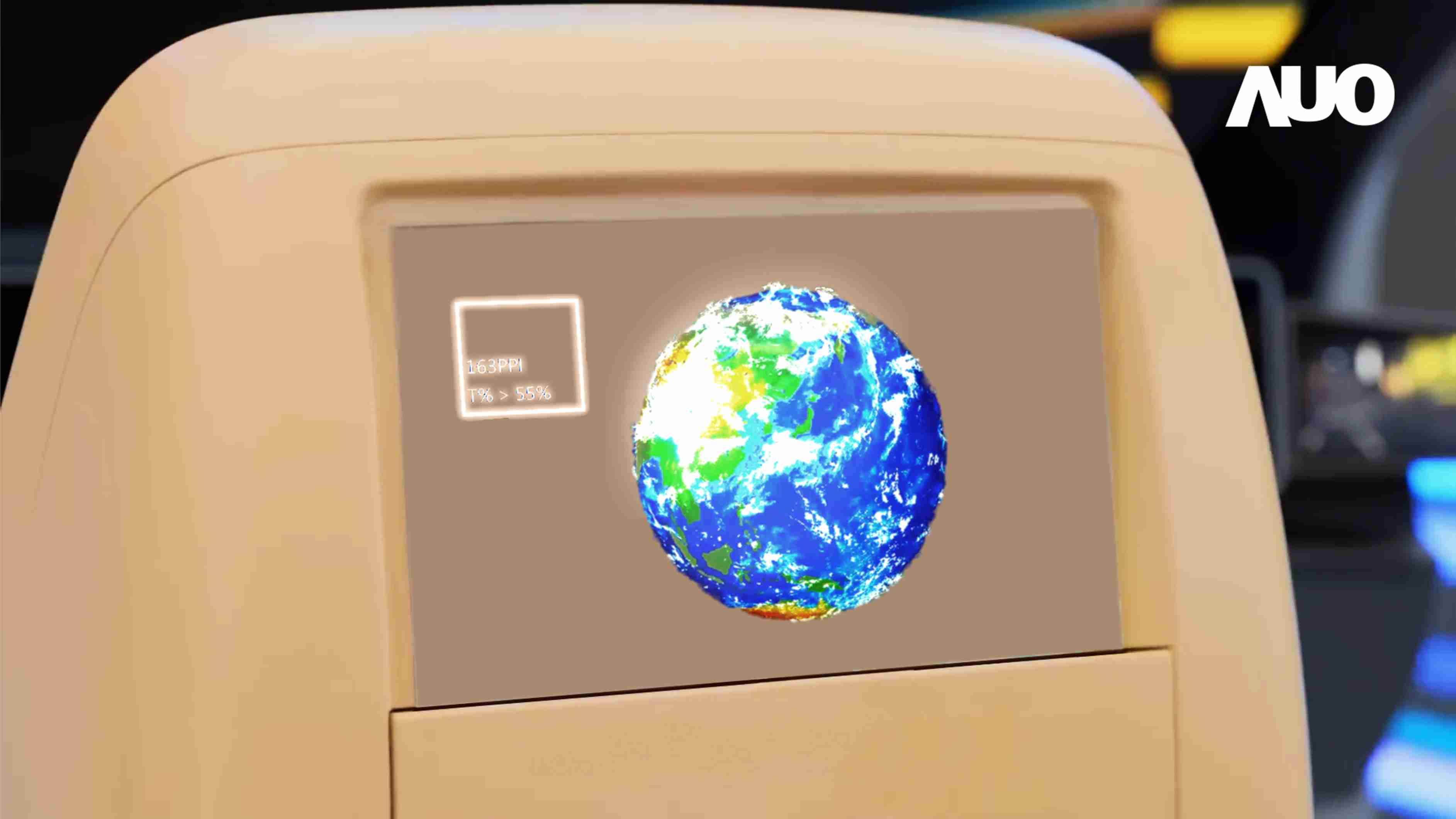 尊时凯龙突破设计与制程挑战，，，，推出全球最高分辨率163ppi的13.5吋透明Micro LED面板，，，并积极布局智能车市场，，以期拓展透明显示应用的可能性